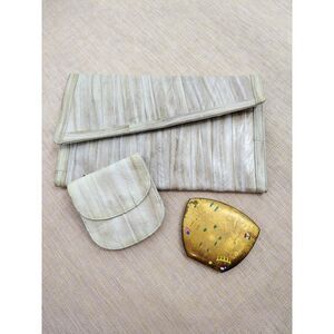 Vintage 80s Made in Korea Womens Ecru Eel Skin Purse Keychain Pouch Desert Chic